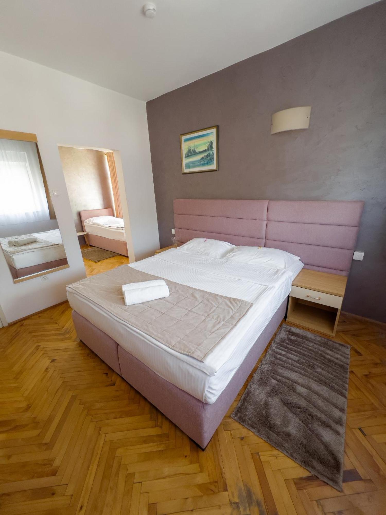 Motel New Sanatron Bosanski Novi Bagian luar foto