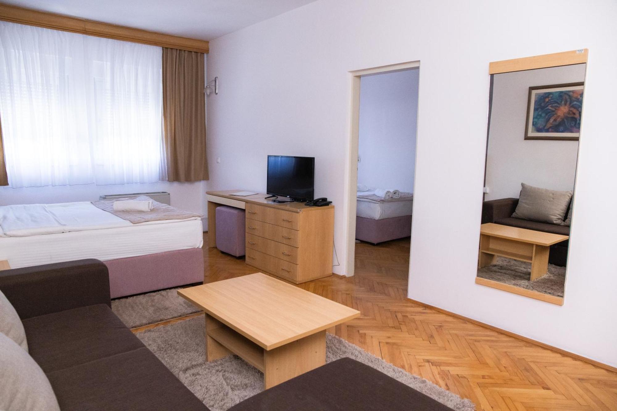 Motel New Sanatron Bosanski Novi Bagian luar foto