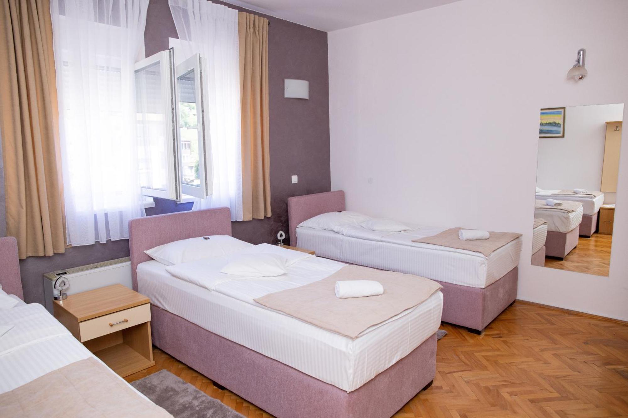 Motel New Sanatron Bosanski Novi Bagian luar foto