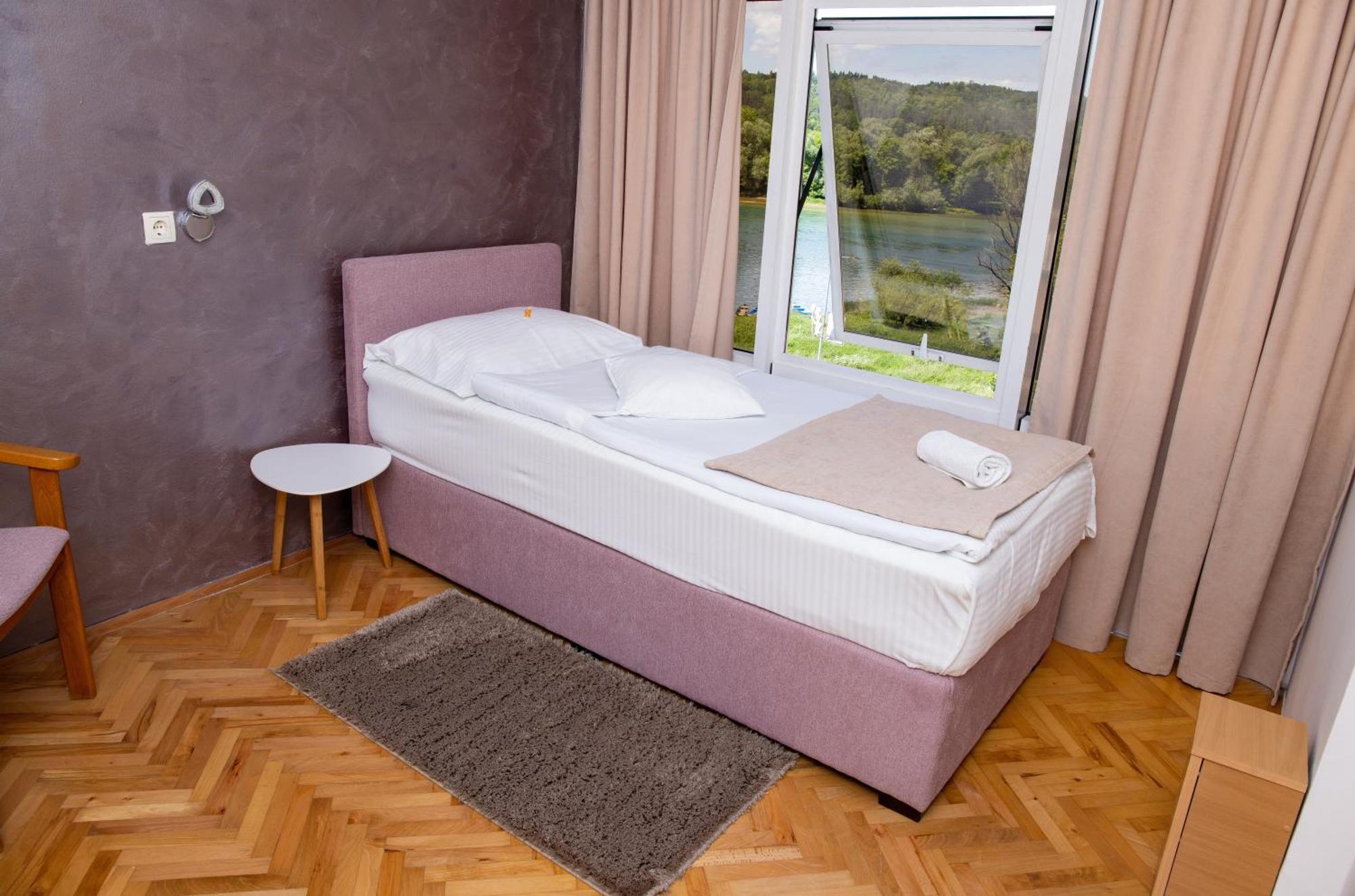 Motel New Sanatron Bosanski Novi Bagian luar foto